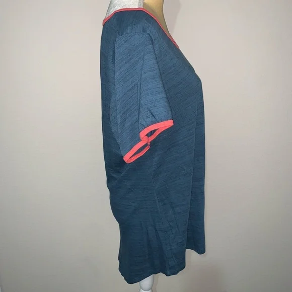 LuLaRoe Classic T Shirt Sz 2XL - Picture 4 of 8